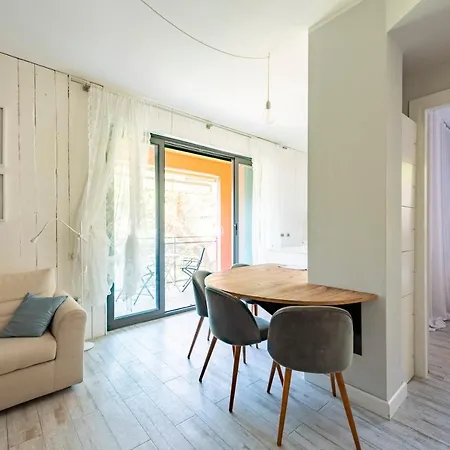 Joivy Cosy Flat With Splendid Sea View Apartment