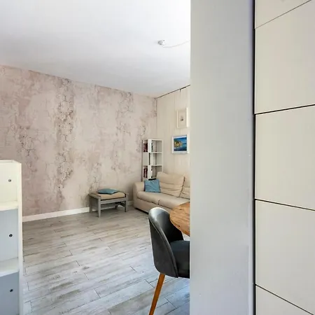 Joivy Cosy Flat With Splendid Sea View