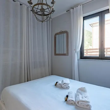 Apartment Joivy Cosy Flat With Splendid Sea View *